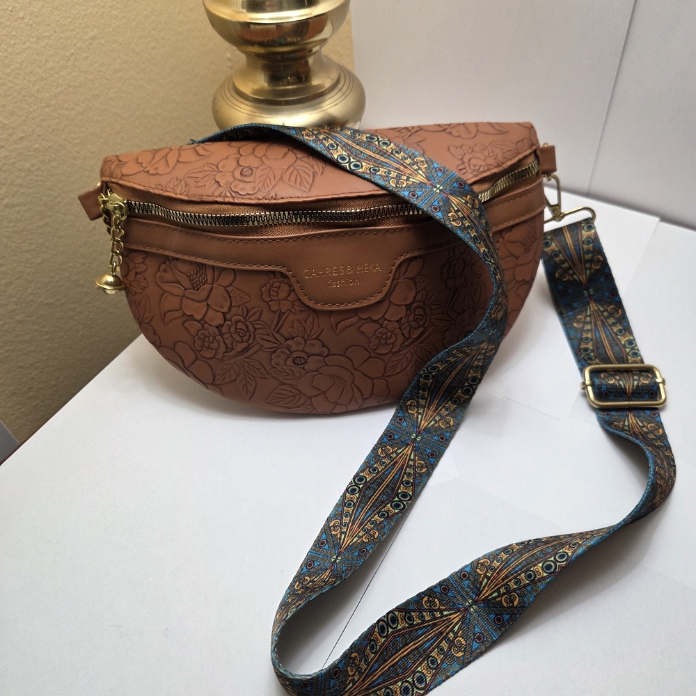 Cahres & Heka Rose Embossed Brown Crossbody Bag Preloved